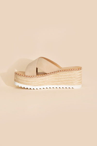 HEIGHT-S RAFFIA PLATFORM SLIDES