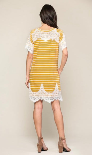 LÍA YELLOW LACE DRESS